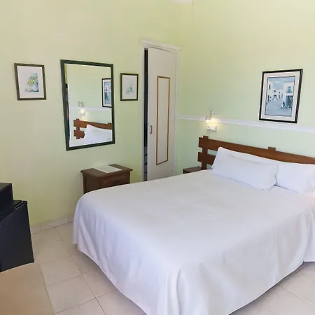 Cala Bona Y Mar Blava 2*