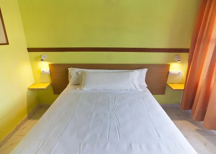 Cala Bona Y Mar Blava