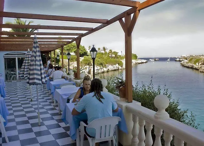 Otel Cala Bona Y Mar Blava 2*