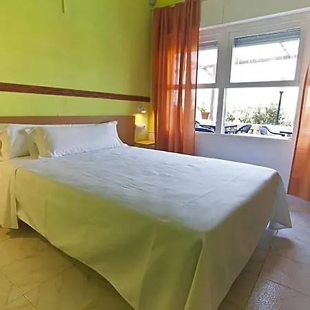 Cala Bona Y Mar Blava Hotel 2*