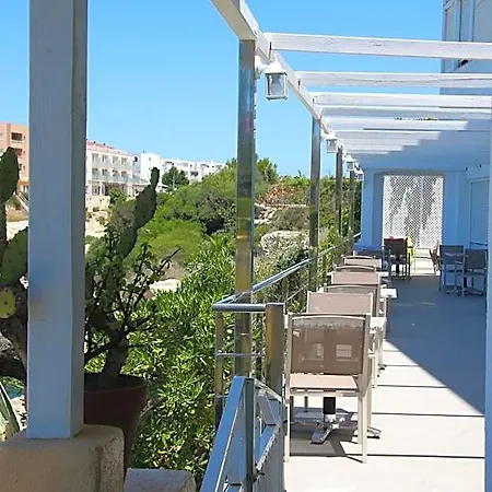 Hotel Cala Bona Y Mar Blava 2*