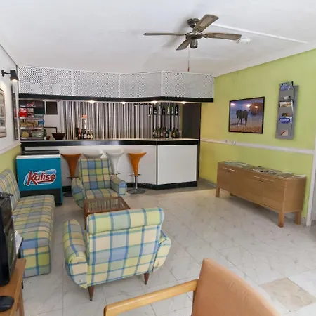 Hotel Cala Bona Y Mar Blava 2*